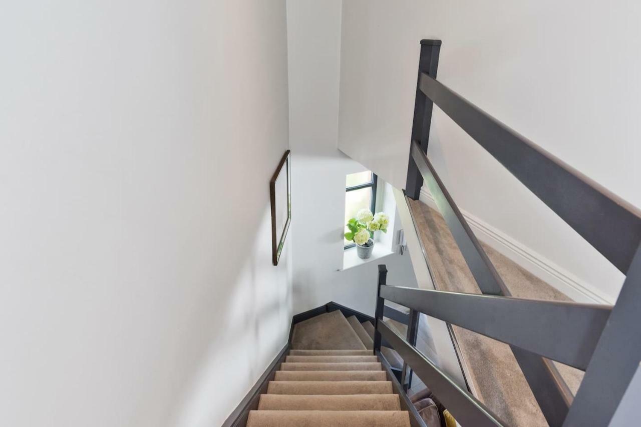 The Edge Suite - Hiphipstay Dublin Exterior foto